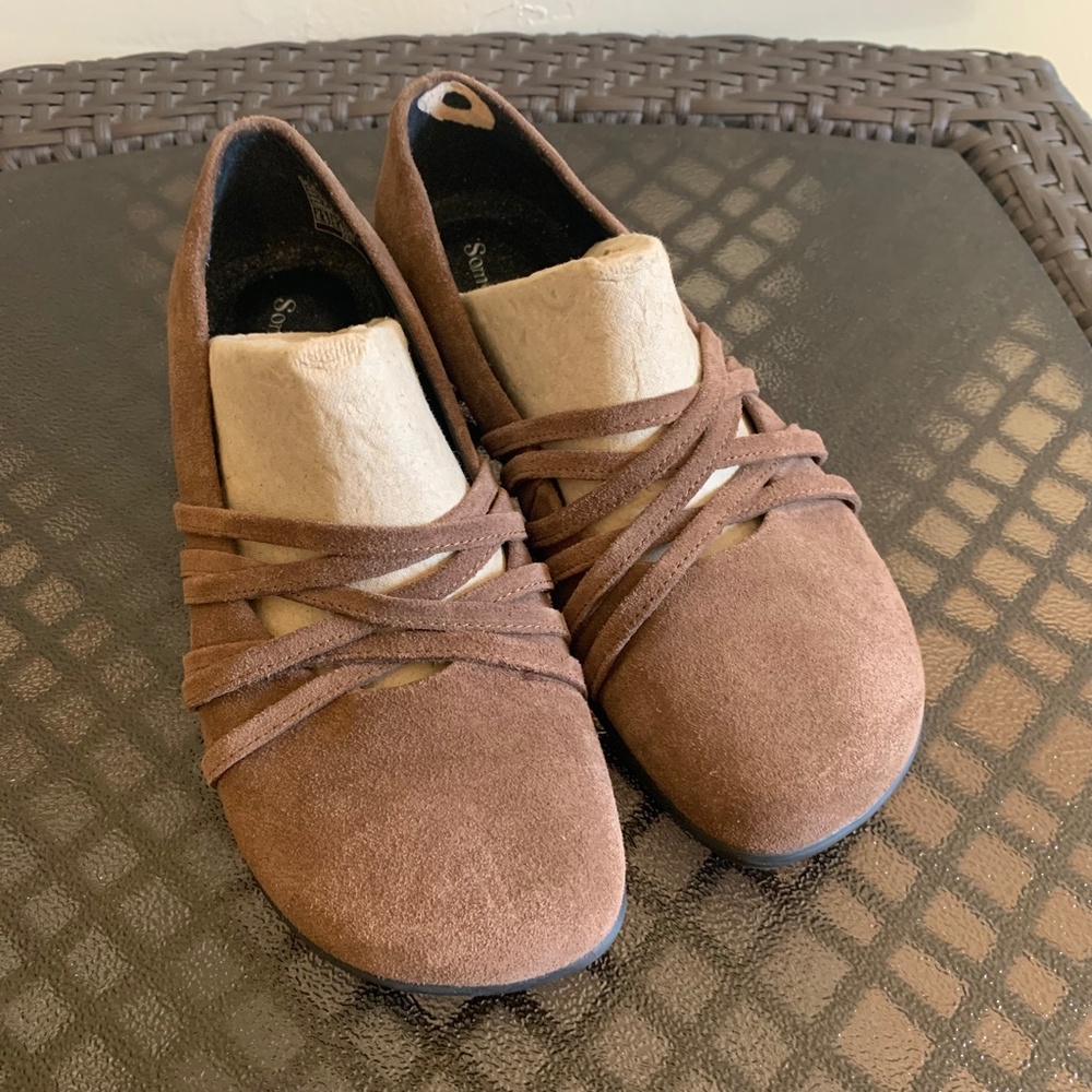 Something' else from Skechers suede leather Mary Jane comfort shoes size 6.5